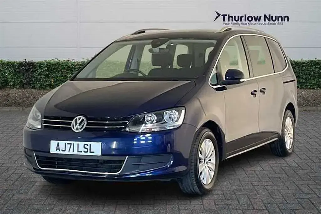 Used VW Sharan SE 150 HP (110 kW) 2022 Blue MPV