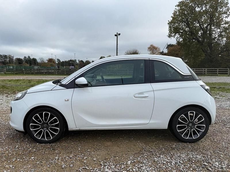 Used Vauxhall Adam Glam 70 HP (51 kW) 2013 White Hatchback