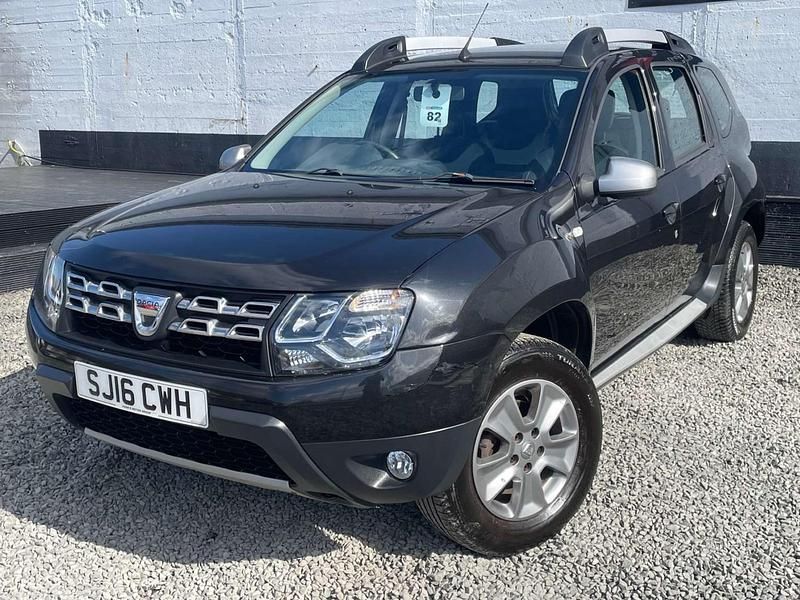 Used Dacia Duster Lauréate 110 HP (80 kW) 2016 Black SUV