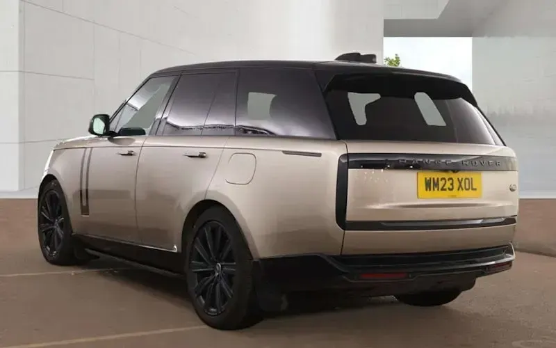 Used Land Rover Range Rover First Edition 510 HP (375 kW) 2023 Gold SUV