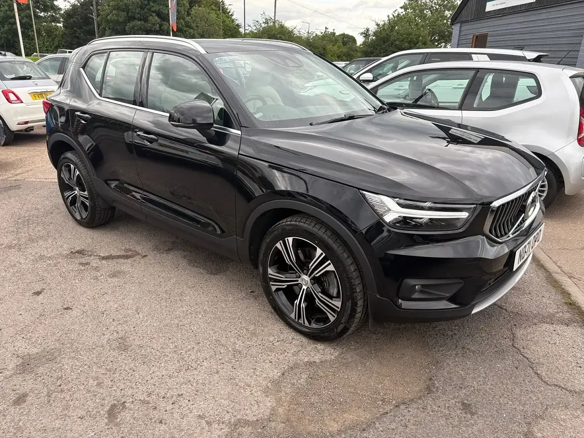 Used Volvo XC40 Inscription 2022 Black SUV