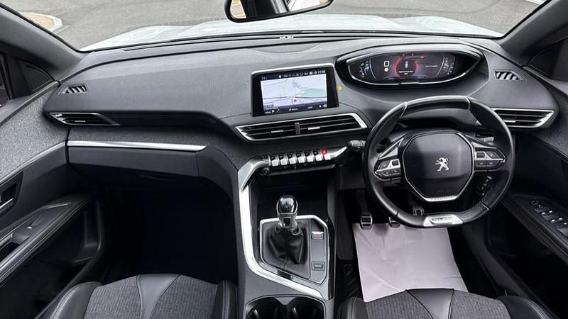 White Used 2018 Peugeot 3008 GT-line SUV | £10,924 (Fair price) - Image 1/4