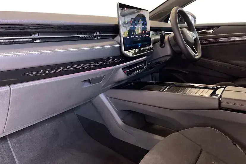 New VW ID.7 Pro 210 kW (286 HP) 2026 Grenadilla black Hatchback