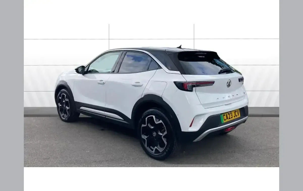 Used Vauxhall Mokka Ultimate 100 kW (136 HP) 2023 White SUV