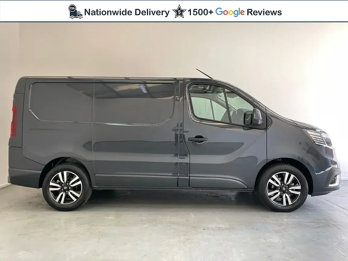 Used Renault Trafic 150 HP (110 kW) 2026 Grey