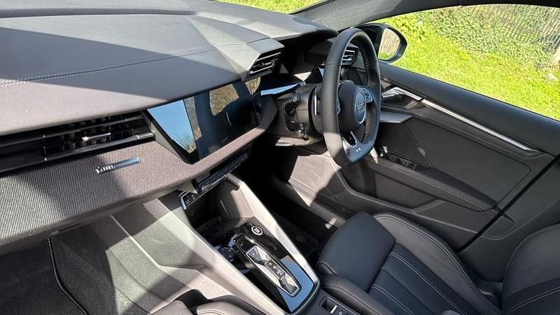 Used Audi A3 e-tron Black Edition 204 HP (150 kW) 2025 Blue Hatchback