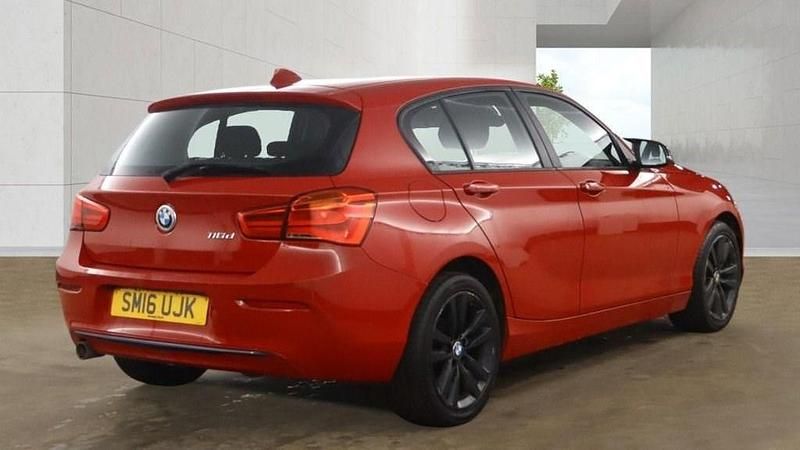 Used BMW 116 Sport Line 116 HP (85 kW) 2016 Red Hatchback