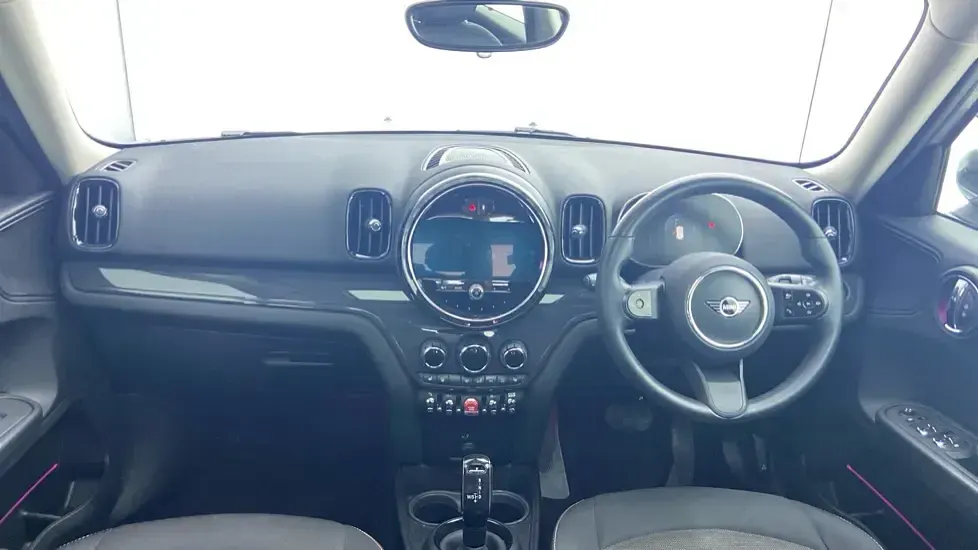 Used Mini Cooper Countryman Classic 134 HP (98 kW) 2023 Silver SUV