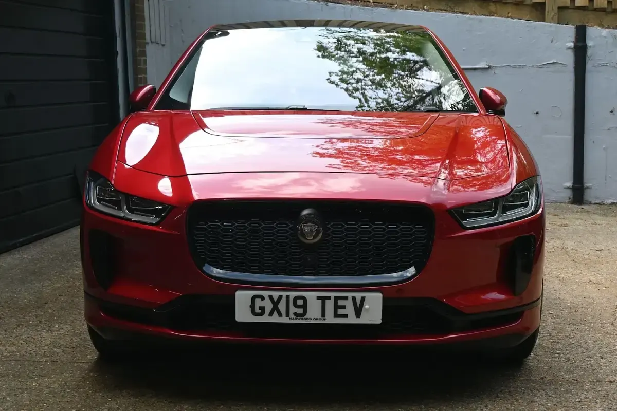 Käytetty Jaguar I-Pace 294 kW (400 HP) 2019 Punainen Katumaasturi