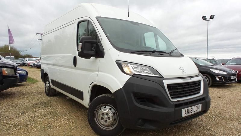 White Used 2018 Peugeot Boxer Van | £14,481 (Expensive) - Image 1/4