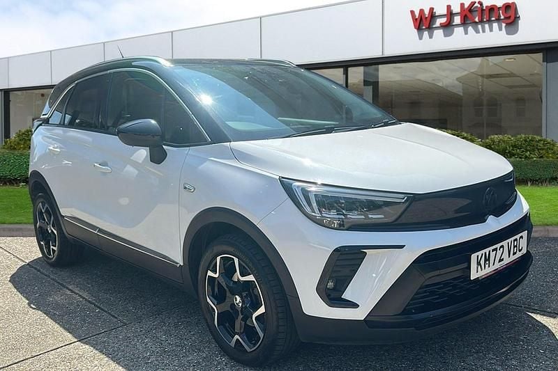 Arctic white Used 2022 Vauxhall Crossland Ultimate SUV | £14,995 (Fair price) - Image 1/3
