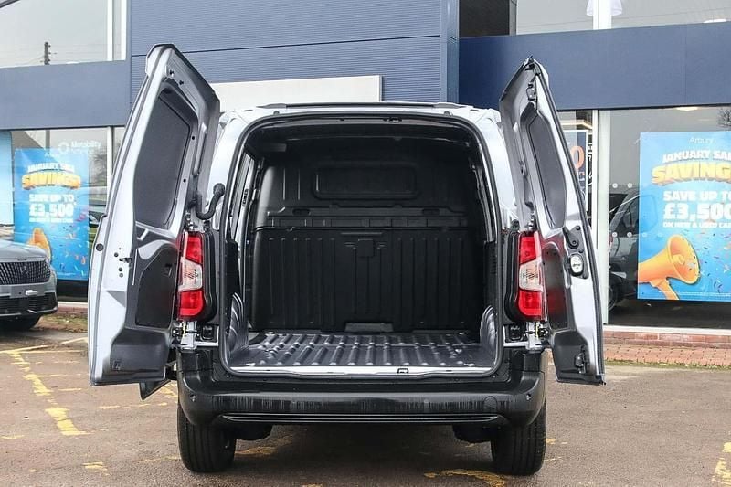 Grey New 2024 Peugeot E-Partner MPV | £18,999 (Good price) - Image 1/4