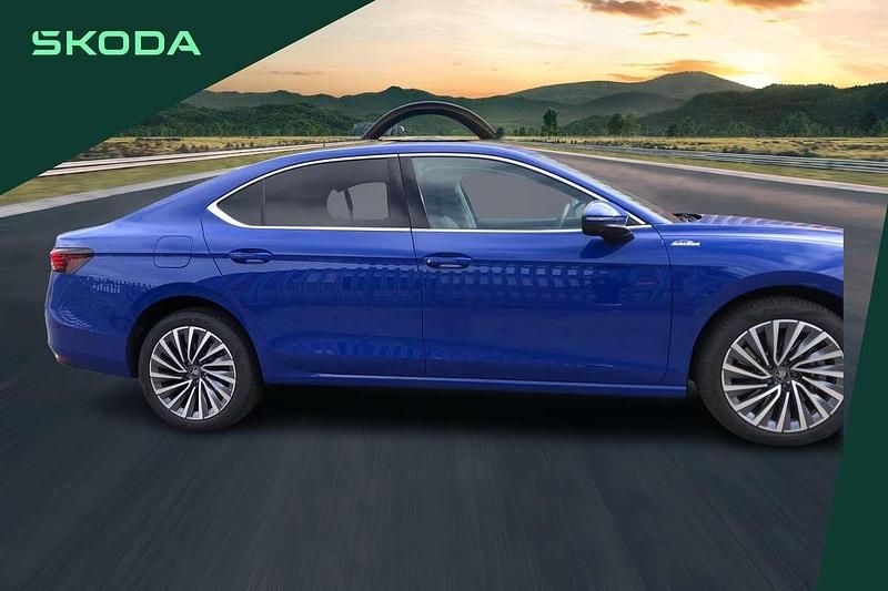 Used Skoda Superb LAURIN & KLEMENT 190 HP (139 kW) 2025 Blue Hatchback