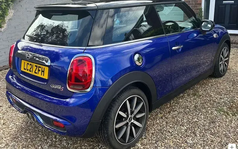 Used Mini Cooper S Exclusive 192 HP (141 kW) 2020 Blue Hatchback