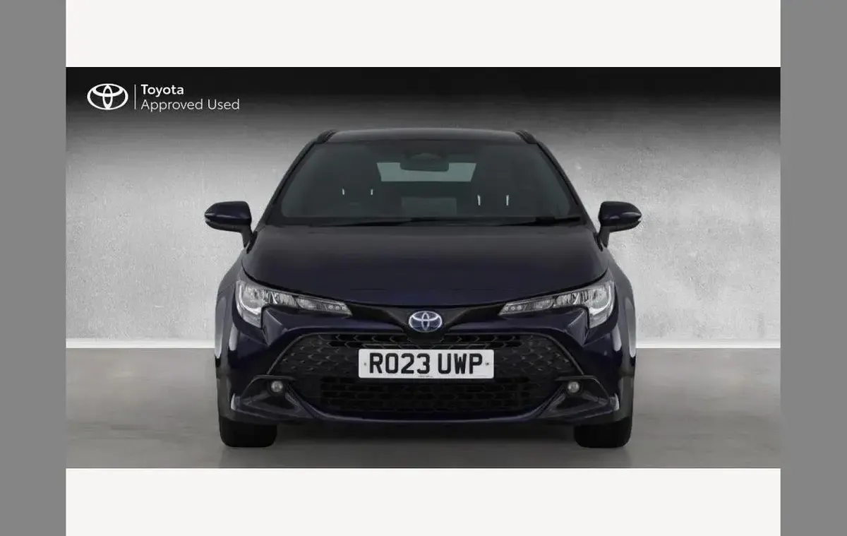 Used Toyota Corolla 138 HP (101 kW) 2023 Blue Estate