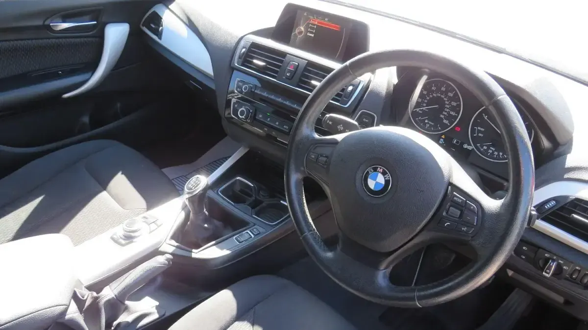 Used BMW 116 Sport Line 2016 Silver Hatchback