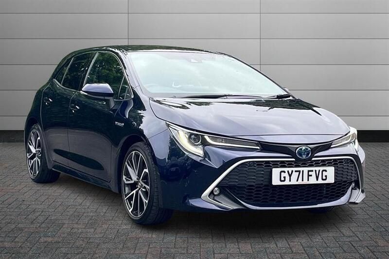 Obsidian blue Used 2021 Toyota Corolla Hatchback | £18,795 (Fair price) - Image 1/4