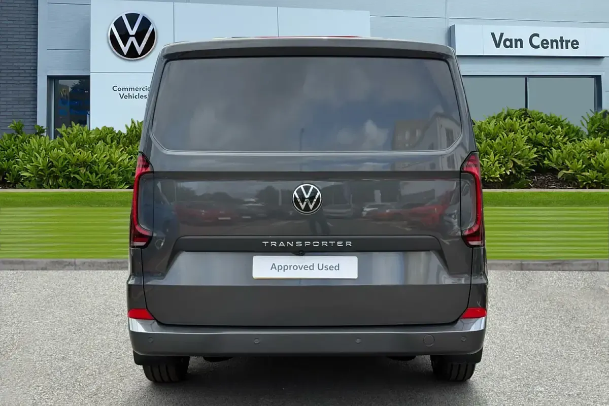 New VW Transporter Pro 150 HP (110 kW) 2026 Grey Van