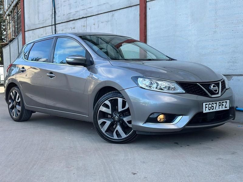 Used Nissan Pulsar Tekna 115 HP (84 kW) 2017 Grey Hatchback