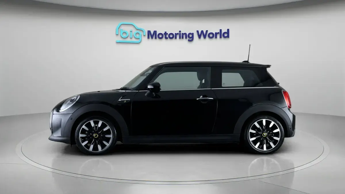 Used Mini Cooper SE Hatch 135 kW (184 HP) 2023 Hatchback