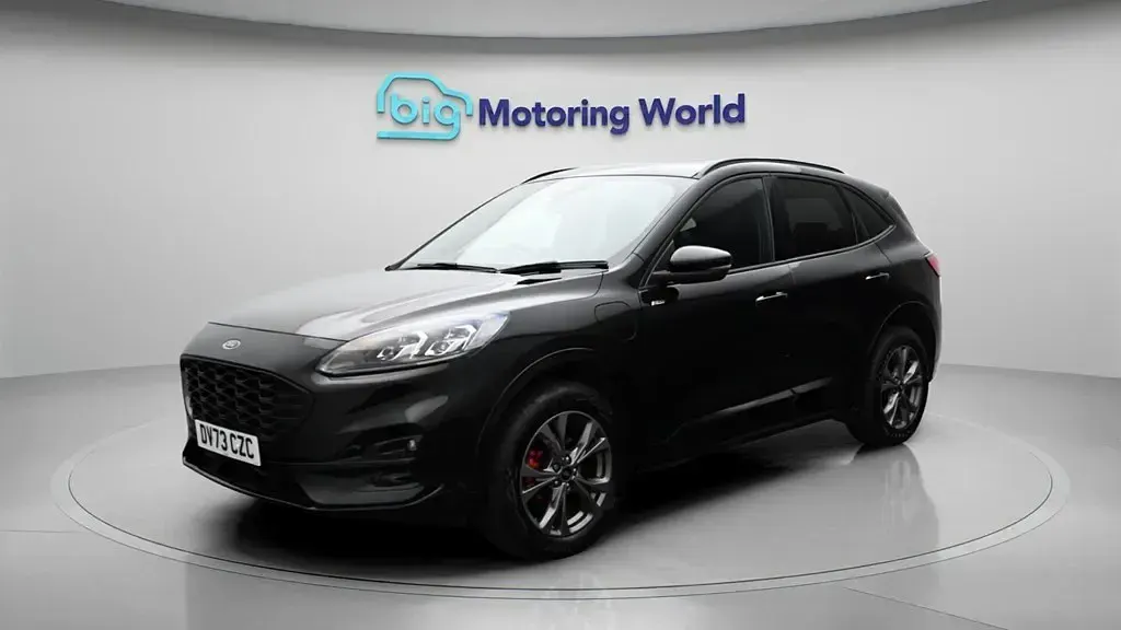 Begagnad Ford Kuga ST-Line 225 HK (165 kW) 2023 Svart SUV