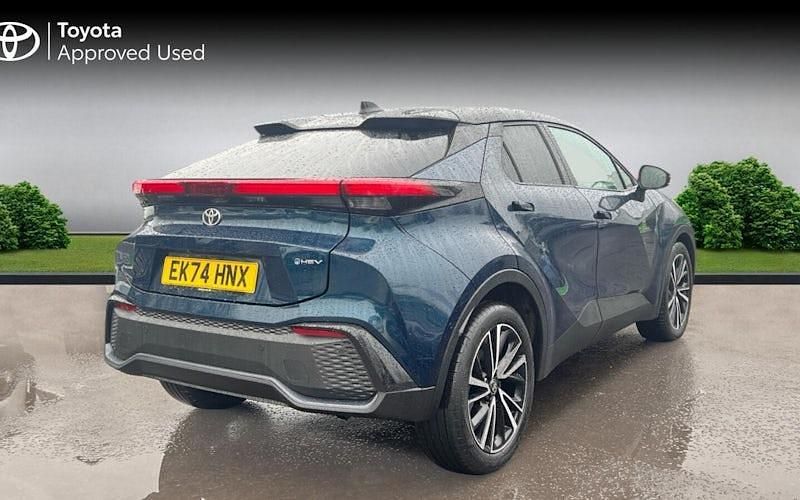 Used Toyota C-HR 140 HP (102 kW) 2026 SUV