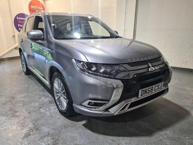 Grey Used 2018 Mitsubishi Outlander P-HEV SUV | £13,699 (Fair price) - Image 1/3