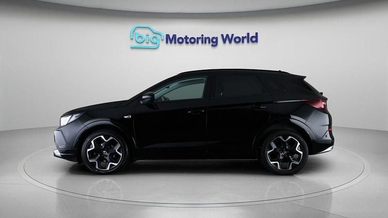 Used Vauxhall Grandland X Ultimate 131 HP (96 kW) 2023 Black SUV