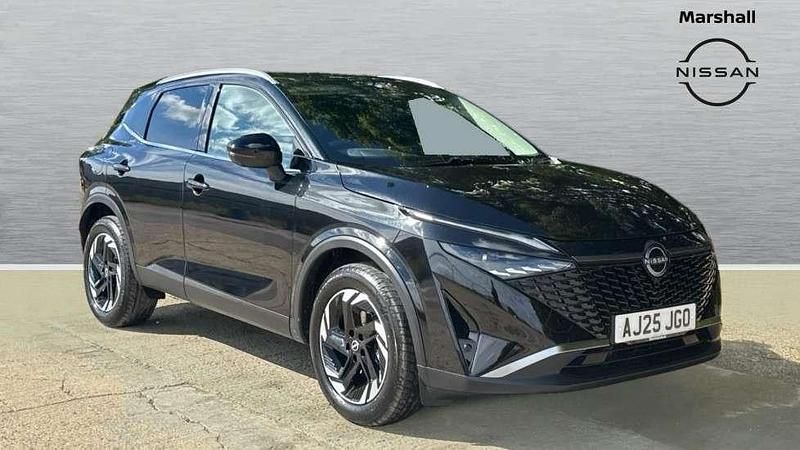 Black New 2025 Nissan Qashqai N-Connecta SUV | £25,250 - Image 1/4
