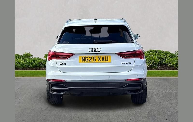 Used Audi Q3 Black Edition 147 HP (108 kW) 2025 White SUV