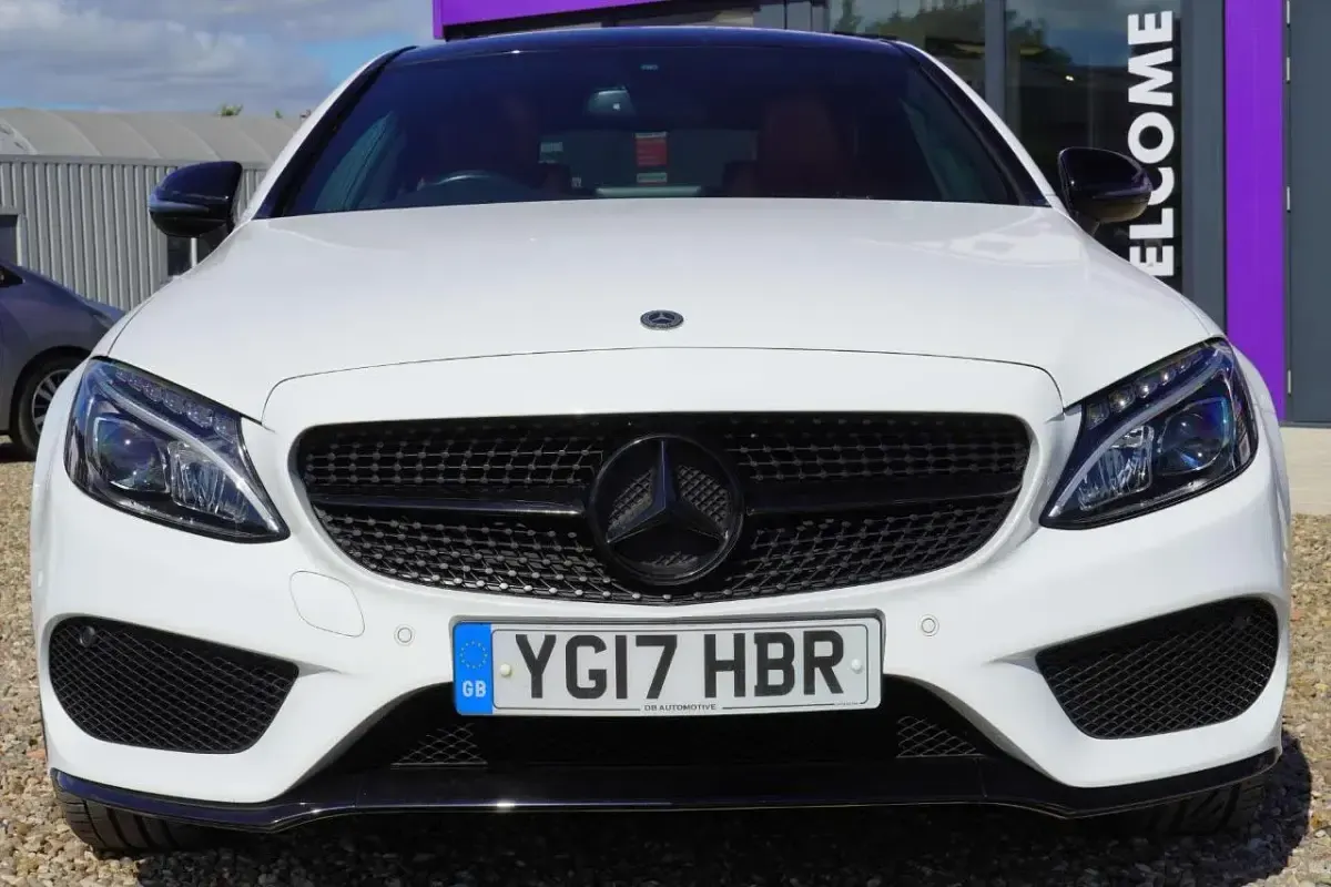 Used Mercedes C200 AMG line 181 HP (133 kW) 2017 White Coupe