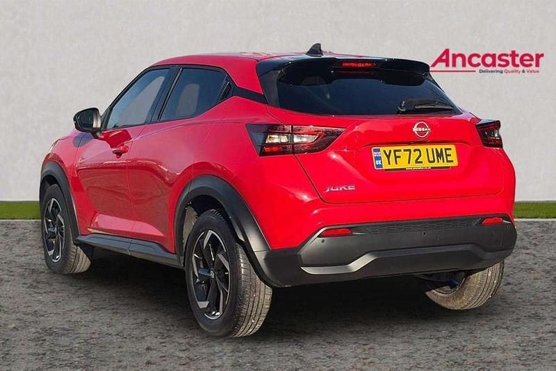 Used Nissan Juke N-Connecta 112 HP (82 kW) 2022 Red SUV