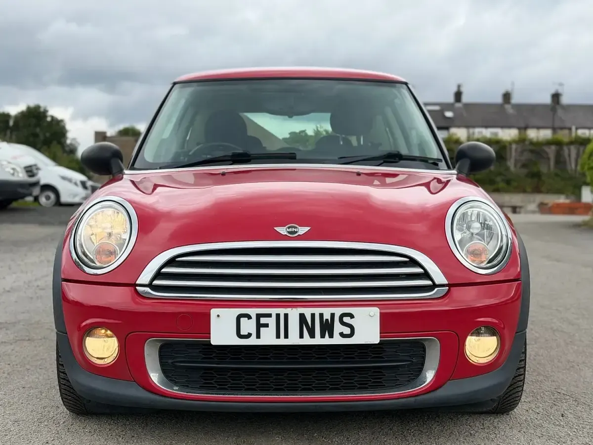 Used Mini One D Hatch 90 HP (66 kW) 2011 Red Hatchback