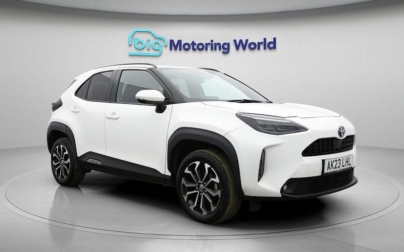 Used Toyota Yaris Hybrid Design 116 HP (85 kW) 2026 Estate