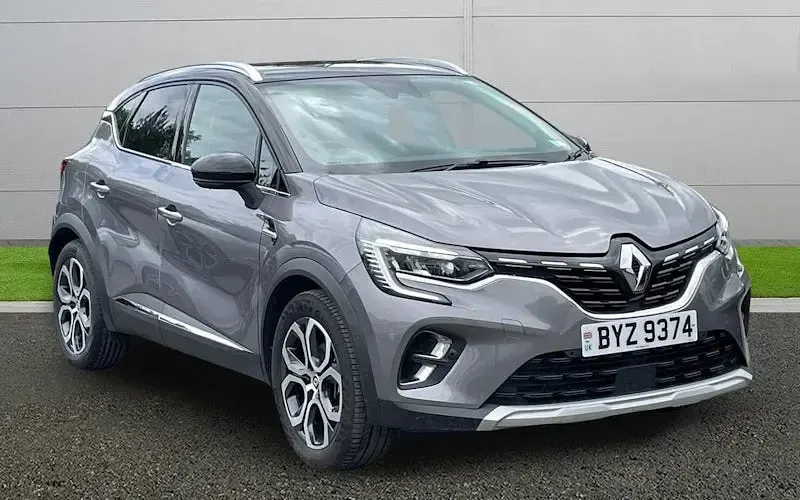 Used Renault Captur Techno 143 HP (105 kW) 2023 SUV