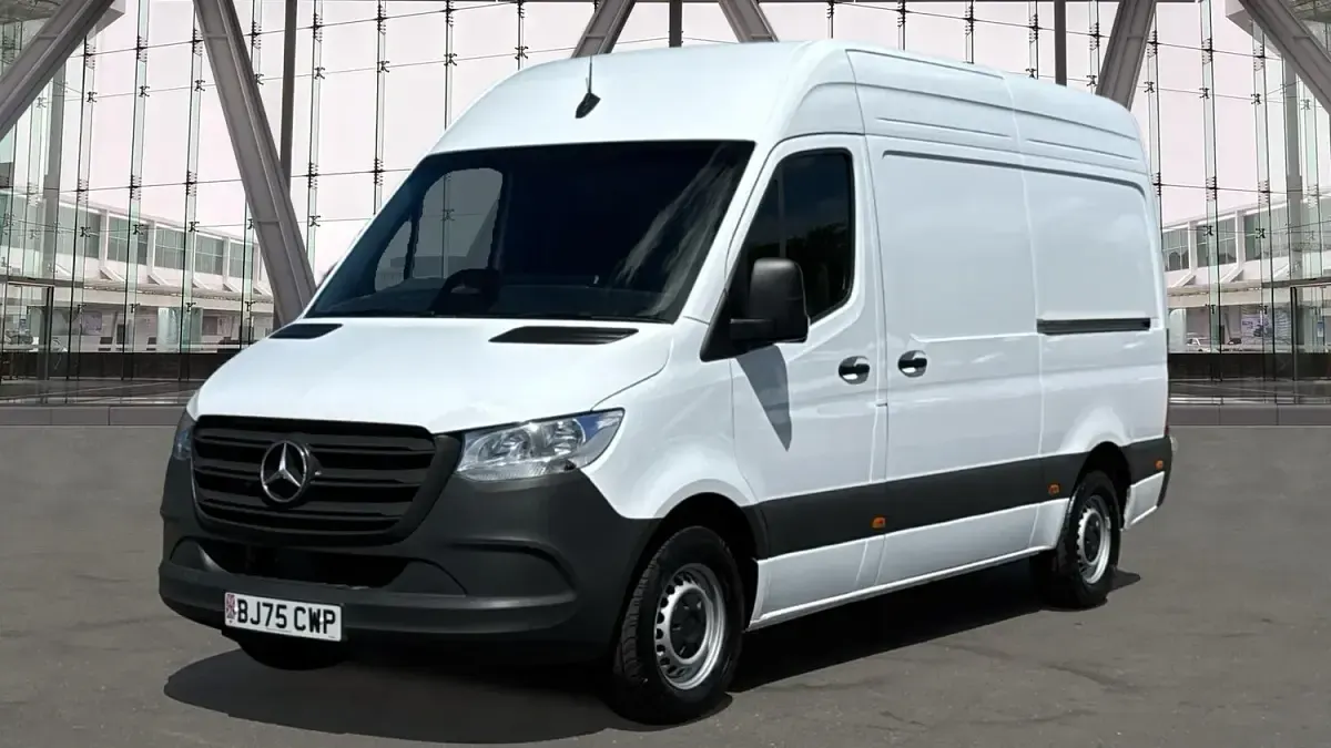 Used Mercedes Sprinter 150 HP (110 kW) 2025 White Van