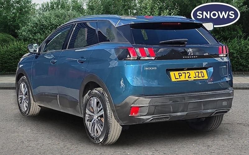 Used Peugeot 3008 Active+ 131 HP (96 kW) 2022 Blue SUV