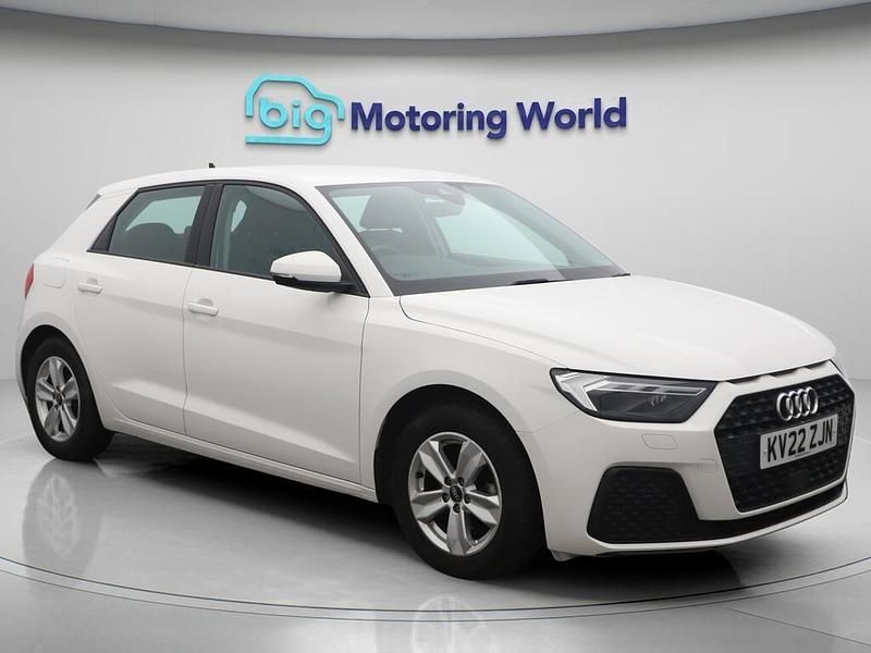 White Used 2022 Audi A1 Sportback Hatchback | £15,500 (Fair price) - Image 1/4