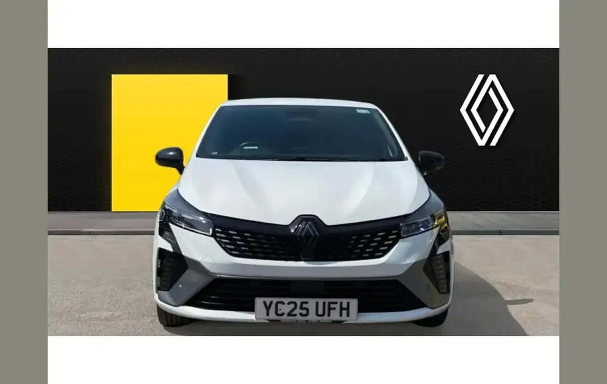 Used Renault Clio Esprit Alpine 143 HP (105 kW) 2025 White  Hatchback