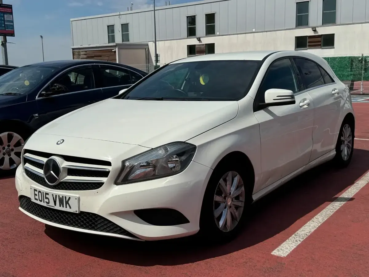 Used Mercedes A180 SE 109 HP (80 kW) 2015 White Hatchback