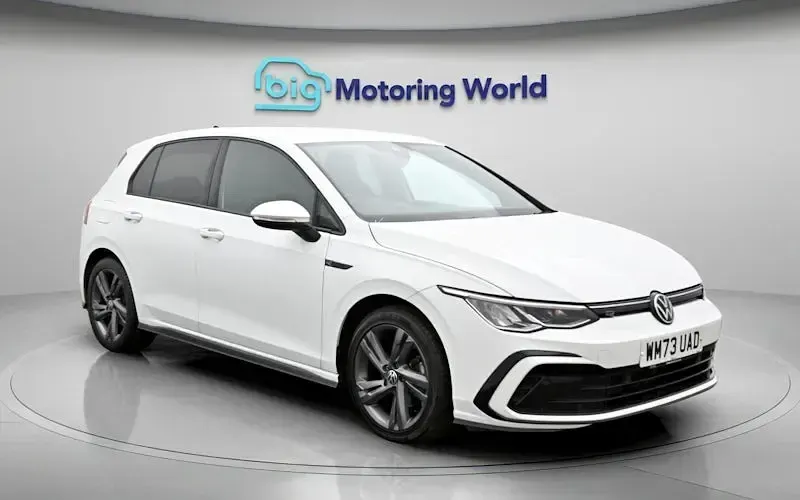 Used VW Golf VIII R-line 150 HP (110 kW) 2023 White Hatchback