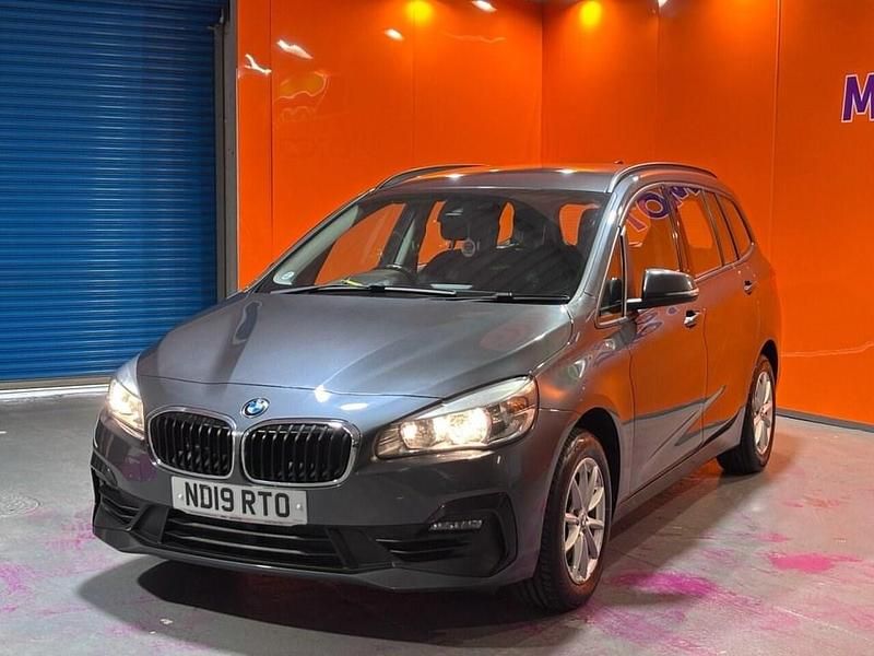 Used BMW 218 Comfort Edition 140 HP (102 kW) 2019 Grey MPV