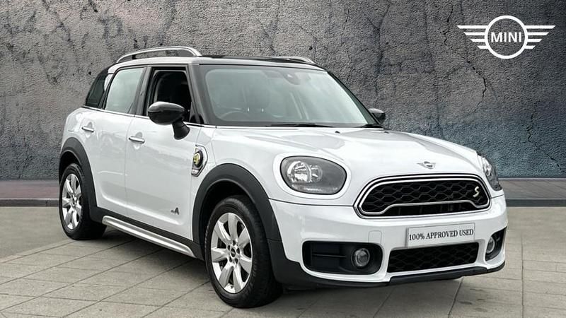 White Used 2020 Mini Cooper S Countryman Classic SUV | £16,895 (Good price) - Image 1/4