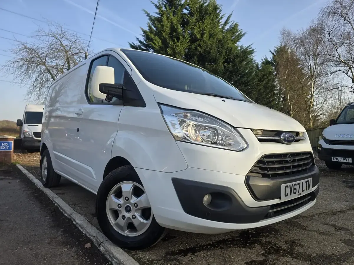 Used Ford Transit Custom Limited 2017 White Van