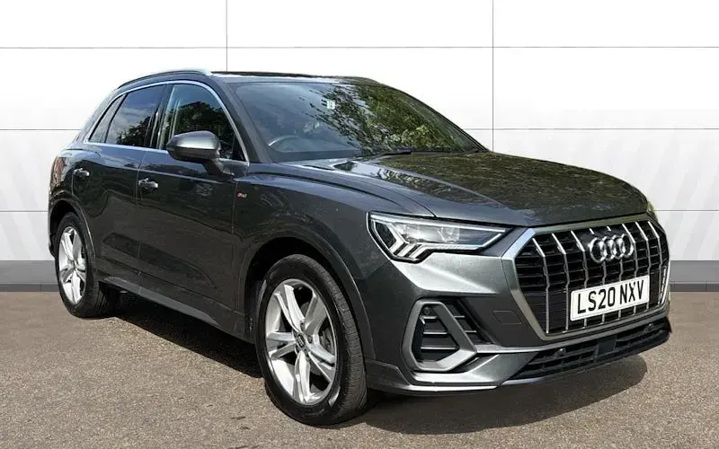 Usado Audi Q3 S-Line 150 HP (110 kW) 2023 SUV