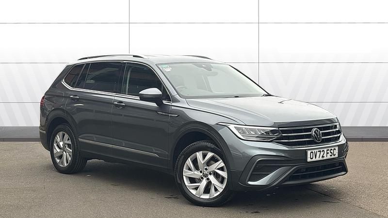 Used VW Tiguan Allspace Life 150 HP (110 kW) 2022 Grey SUV