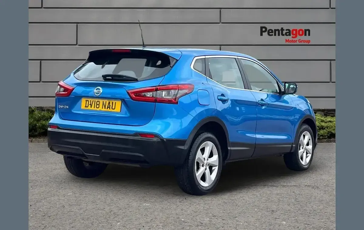 Used Nissan Qashqai Acenta 115 HP (84 kW) 2018 Blue SUV