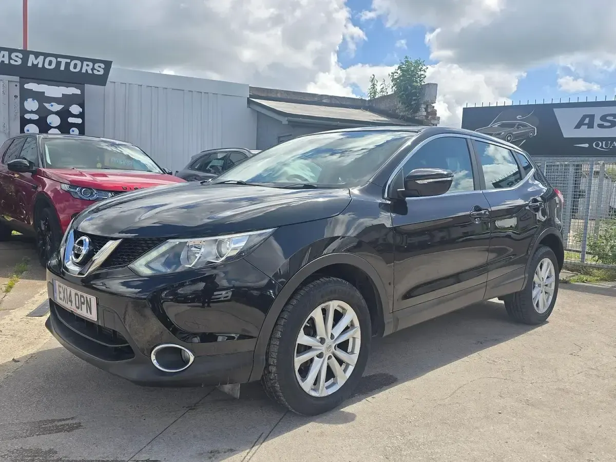 Used Nissan Qashqai Acenta 130 HP (95 kW) 2014 Black SUV