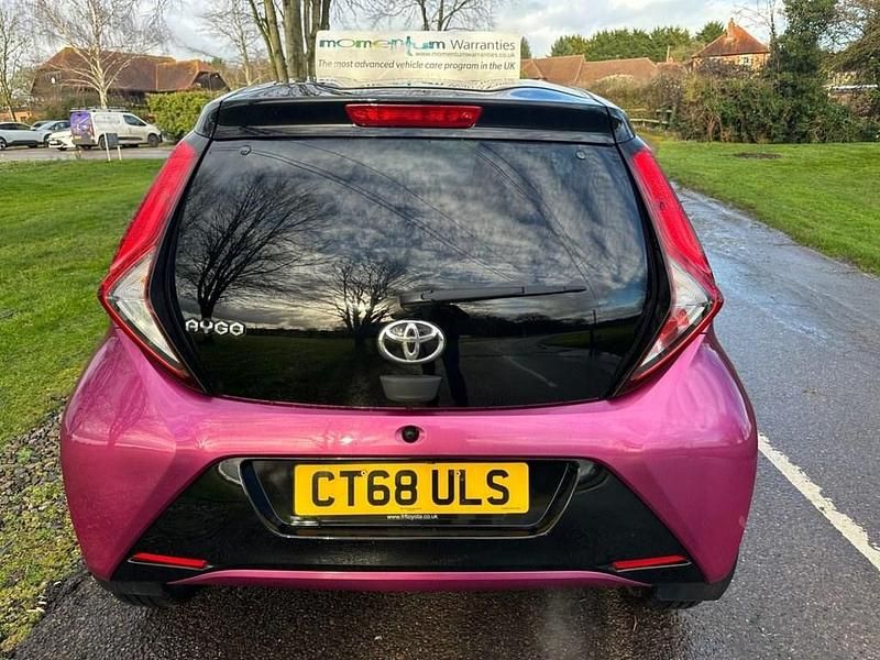 Used Toyota Aygo X-cite 71 HP (52 kW) 2019 Purple Hatchback