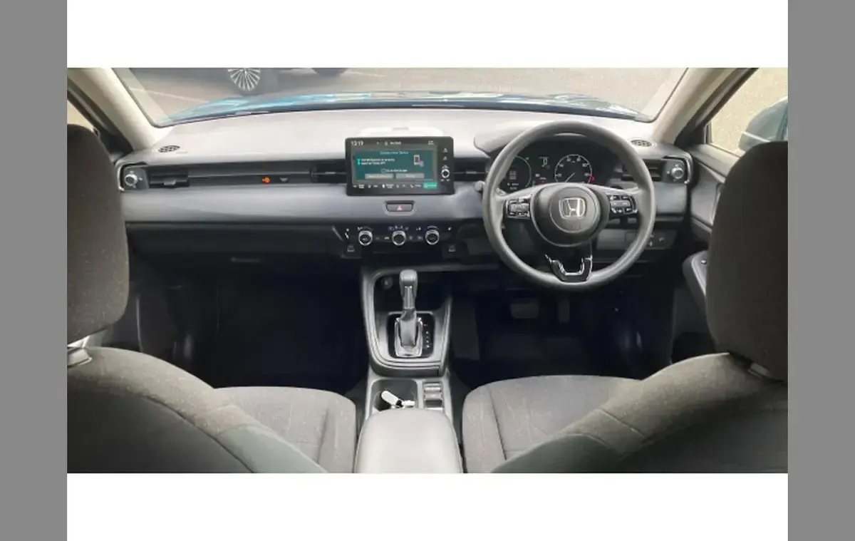 Used Honda HR-V Elegance 131 HP (96 kW) 2023 Grey SUV